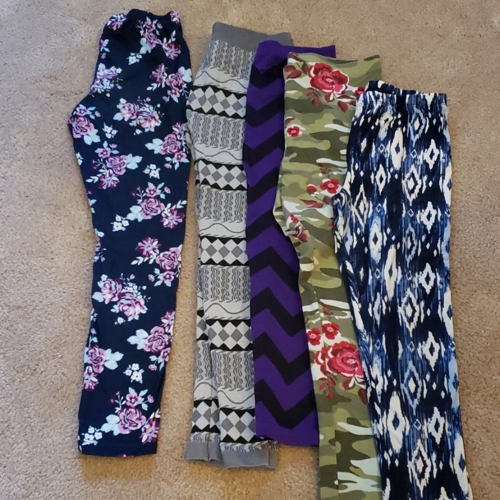 Pre loved leggings girls 10/12.  #m